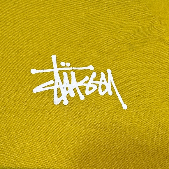 [UNISEX] STUSSY Mustard Yellow Logo T-Shirt S | Classic Streetwear Graphic Tee - Picture 8 of 9